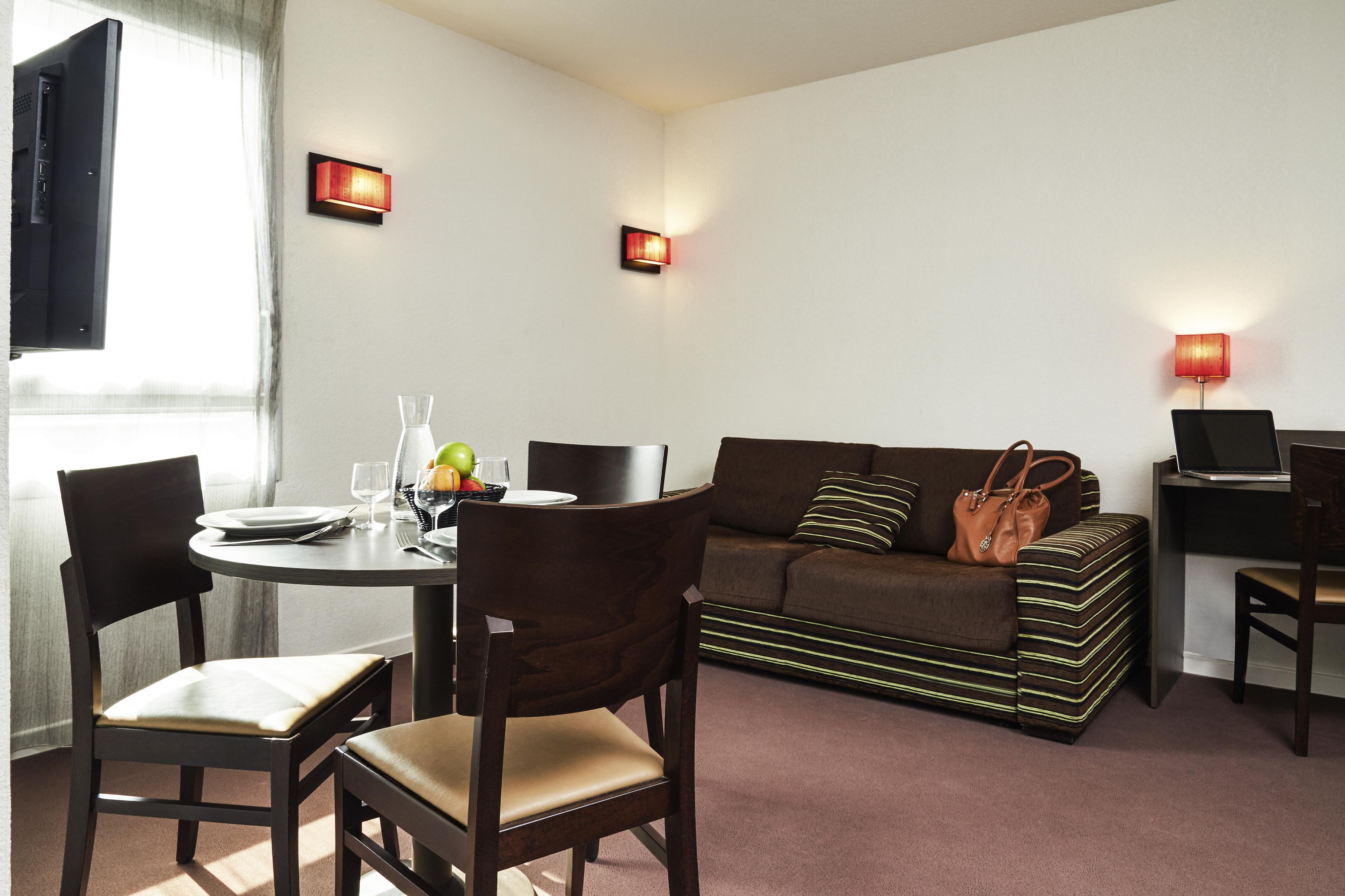 Aparthotel Adagio Access Marseille Saint Charles Экстерьер фото