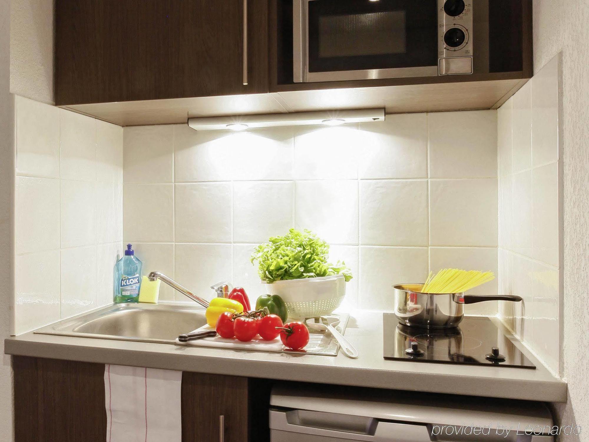 Aparthotel Adagio Access Marseille Saint Charles Экстерьер фото